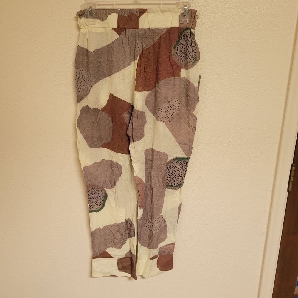 Maria Stanley Camo Print Rayon Pants - Picture 4 of 6